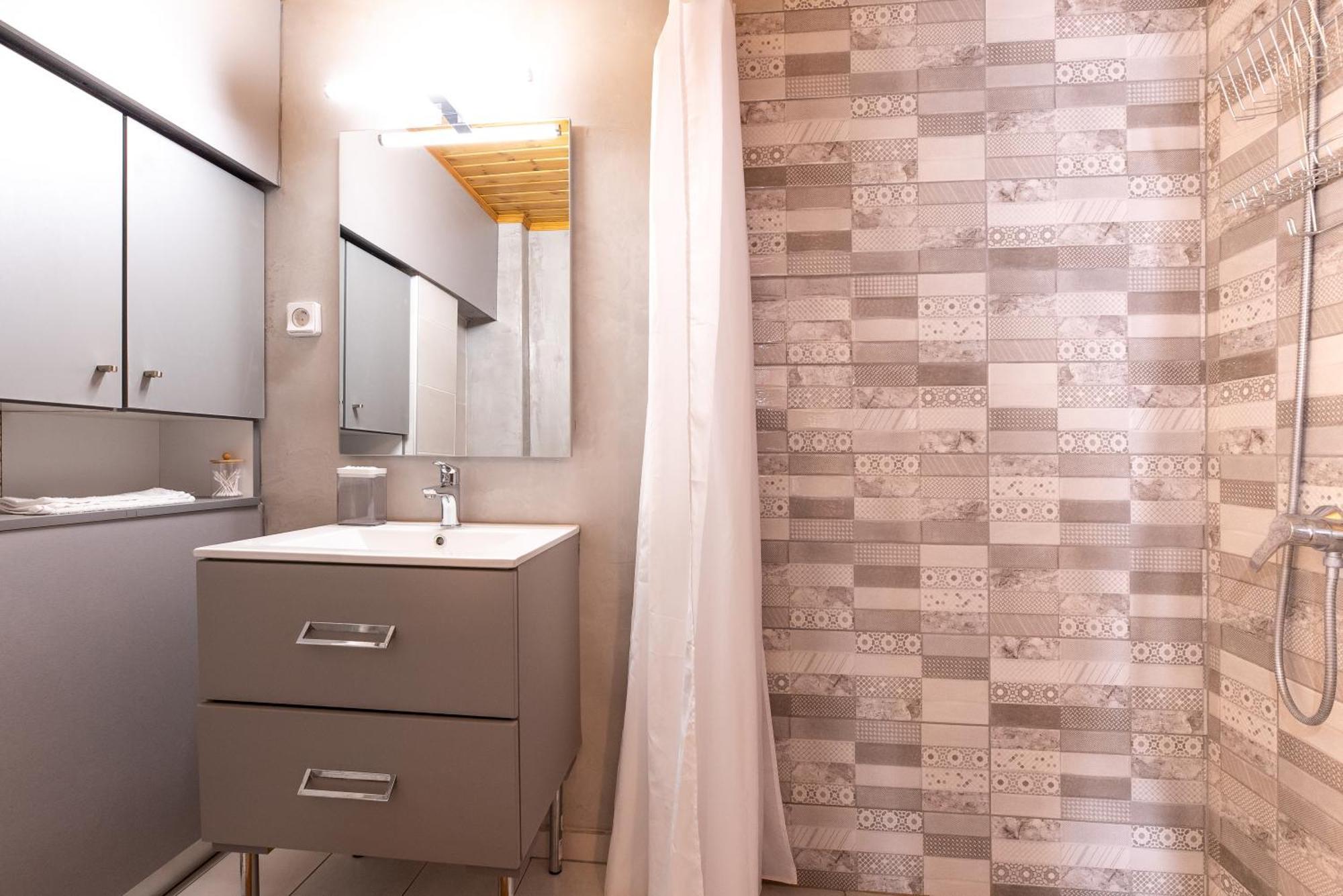 Serenity - Brand New Apt Near Athens Int Arpt Spáta 外观 照片
